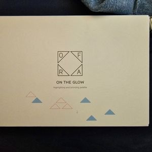New OFRA On The Glow Highlighting and Bronzing Palette